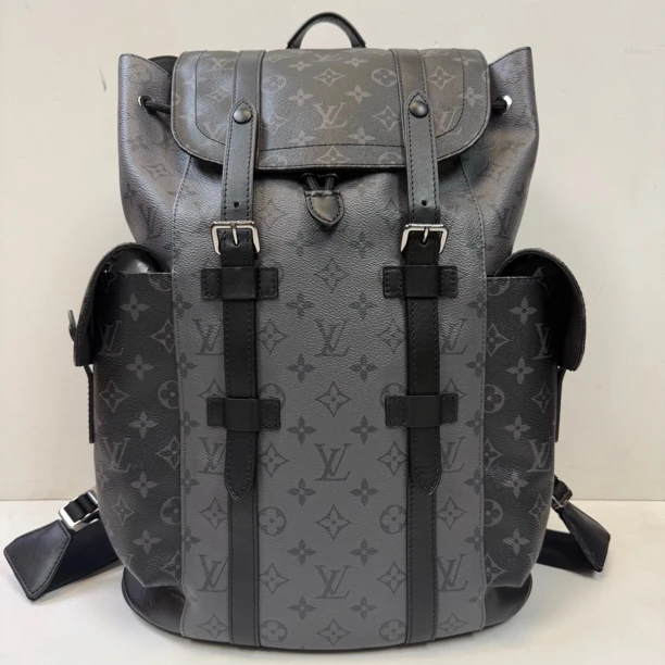 99新 LouisVuitton/路易威登 克里斯托弗黑武士双肩包2038