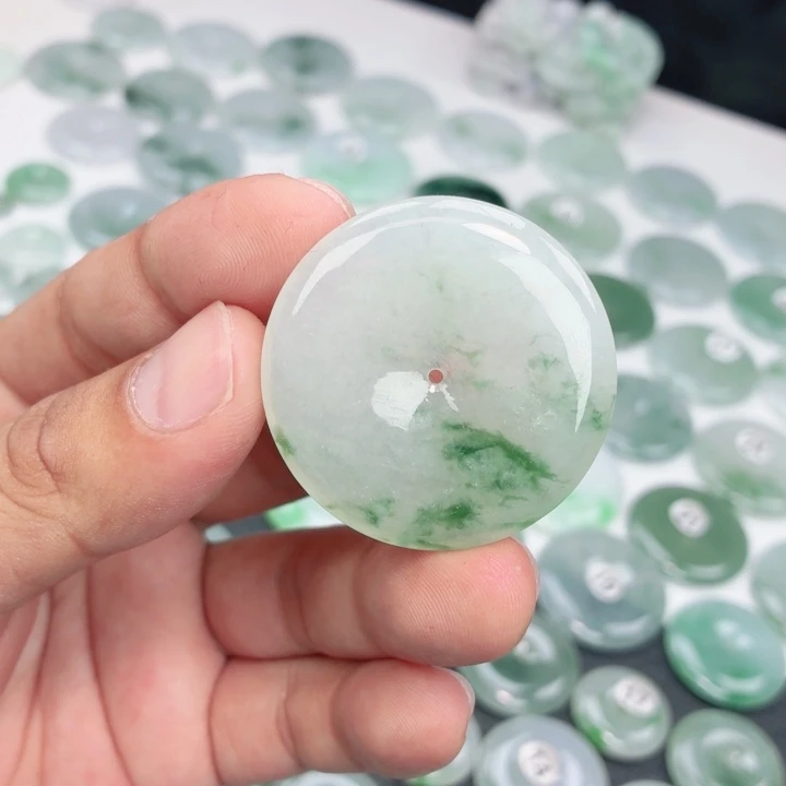 翡翠未镶嵌颈饰缅甸天然A货翡翠40-6.3