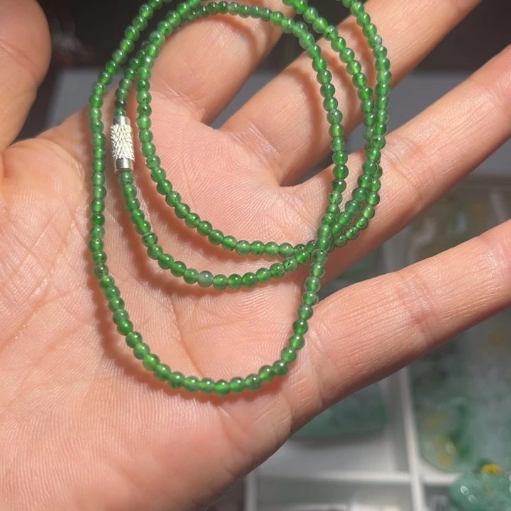 翡翠未镶嵌颈饰挂件