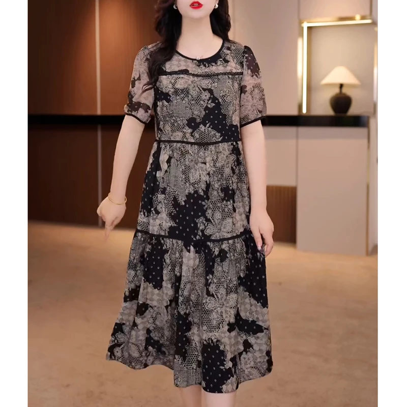 大码女装连衣裙妈妈装2025年夏季显瘦高档时尚减龄加肥加大200斤