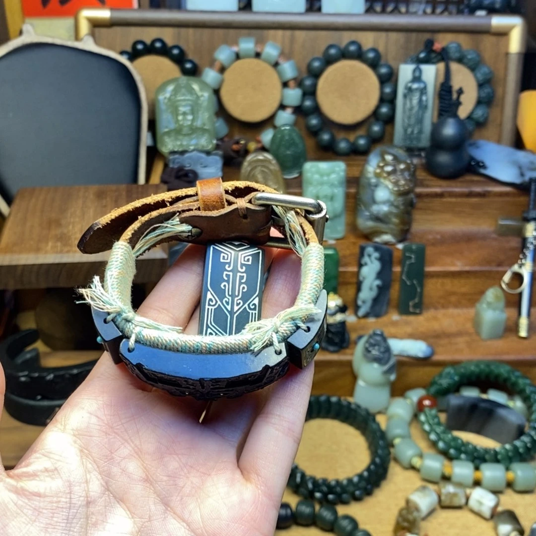 颈饰未镶嵌和田玉L***s