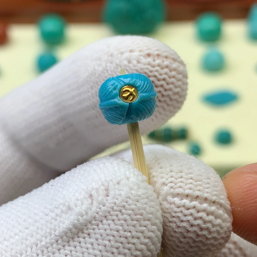 绿松石未镶嵌原矿绿松石