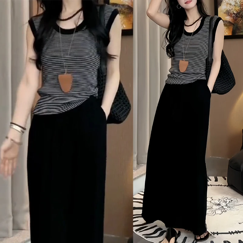 2025夏季新款女士超火套装圆领条纹撞色无袖t恤黑色半身裙两件套