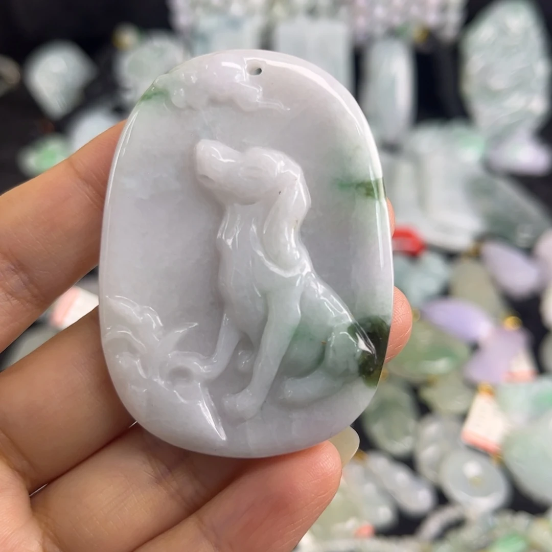 翡翠未镶嵌吊坠(不含链)瑕疵