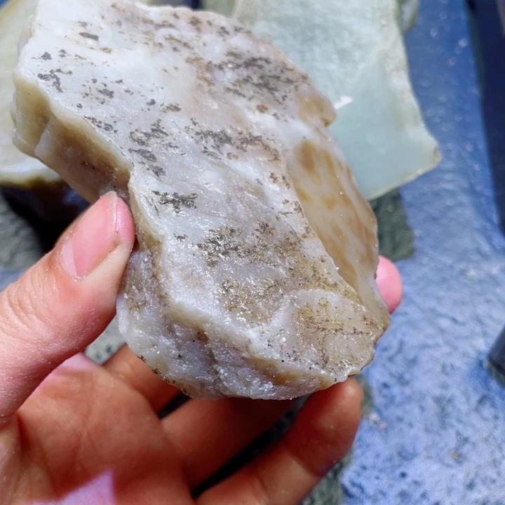 和田玉未镶嵌珠宝半成品