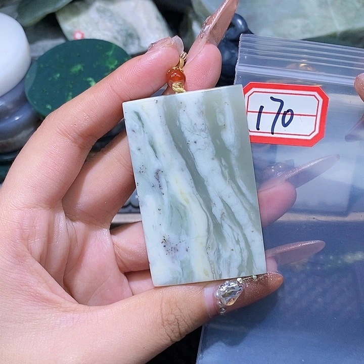 和田玉和田玉边角料随机发未镶嵌