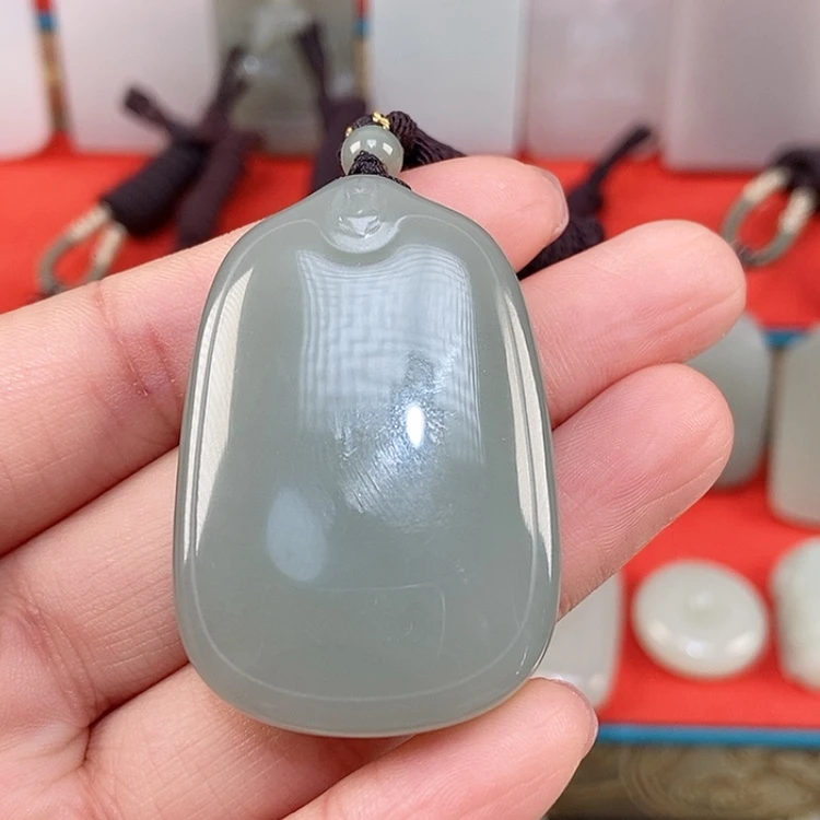 【闪购商品】颈饰未镶嵌和田玉