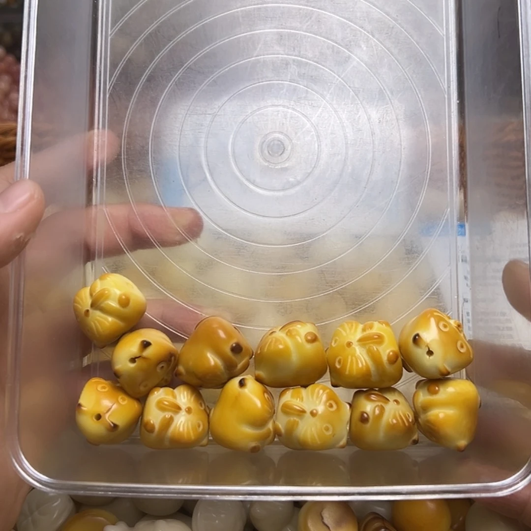 菩提根/象牙果吊坠大****店瑕疵牙果