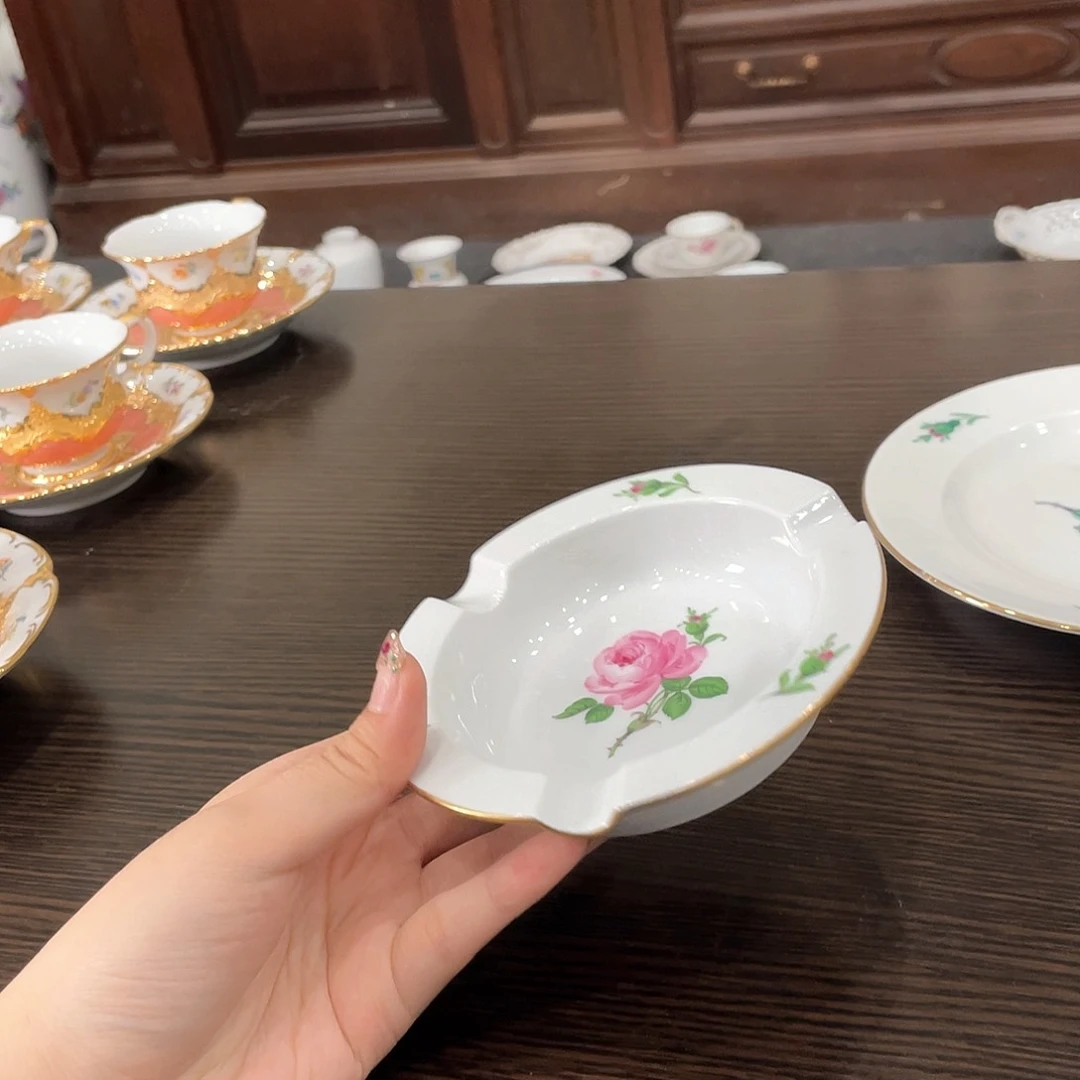 沫***沫瓷片中古二等烟灰缸