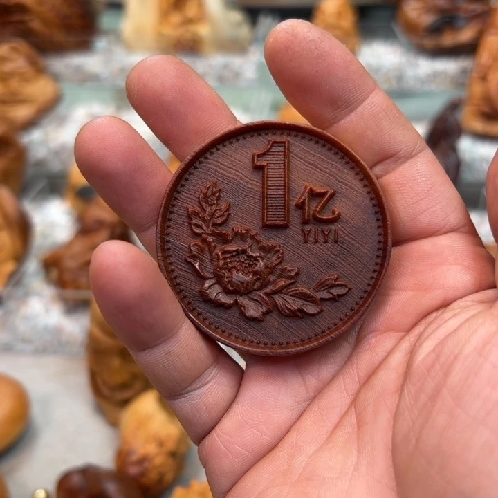 木山****装木雕手工制作手把件