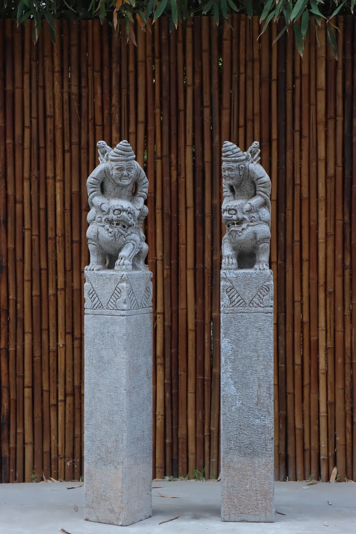 胡人训狮拴马桩高1米5，（不包邮不管卸车安装）