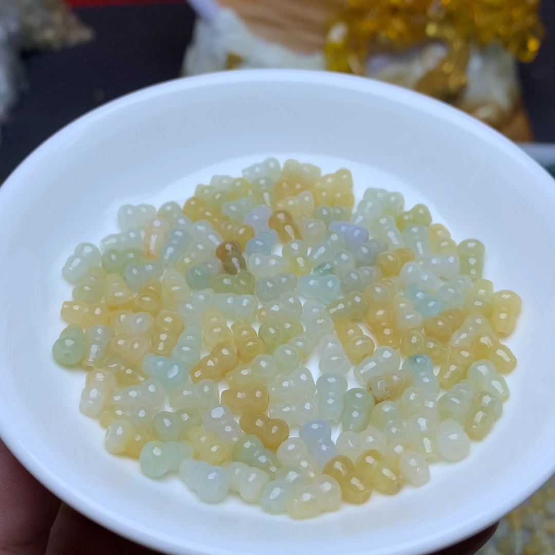 【闪购商品】翡翠手链未镶嵌卡5乘7.4多宝葫芦50个