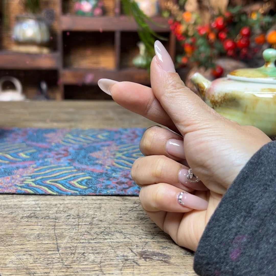 瓷片尘****C预存50～～～～～