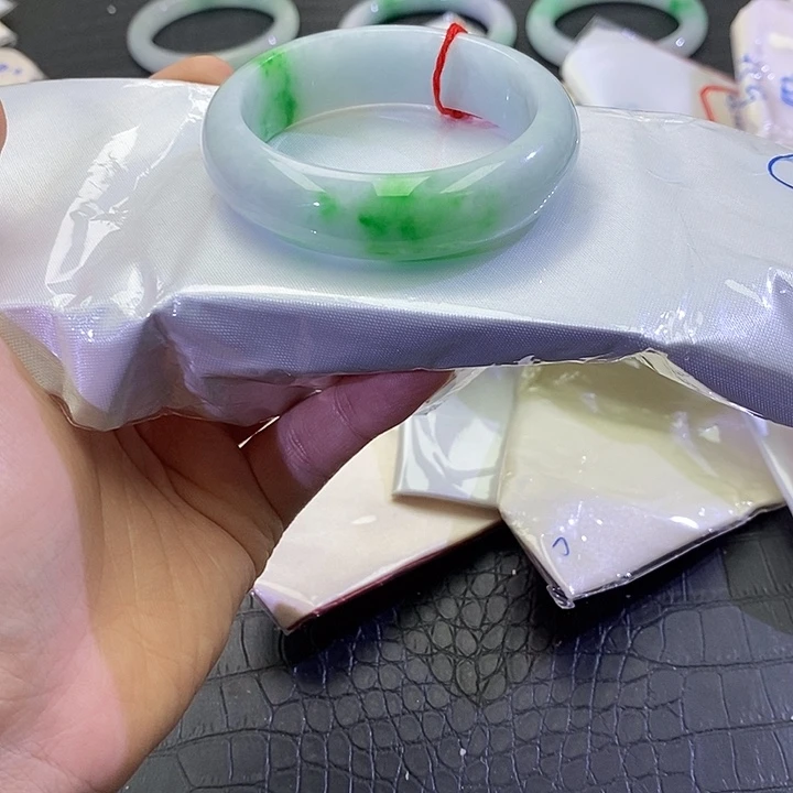 ****y以闪购为准一物一图