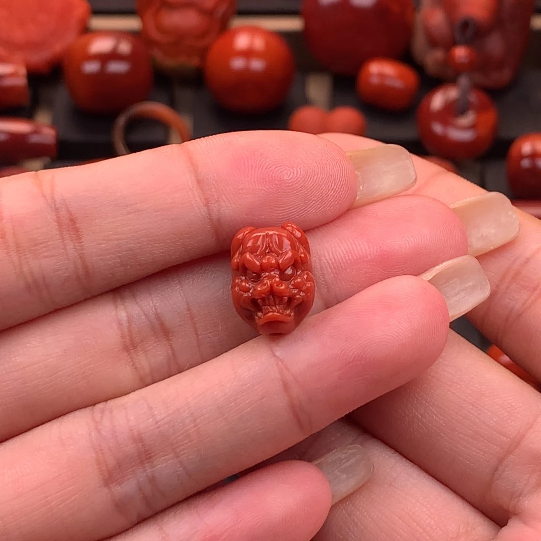 南红玛瑙南红川料原矿精工高品兽面10.6mm未镶嵌