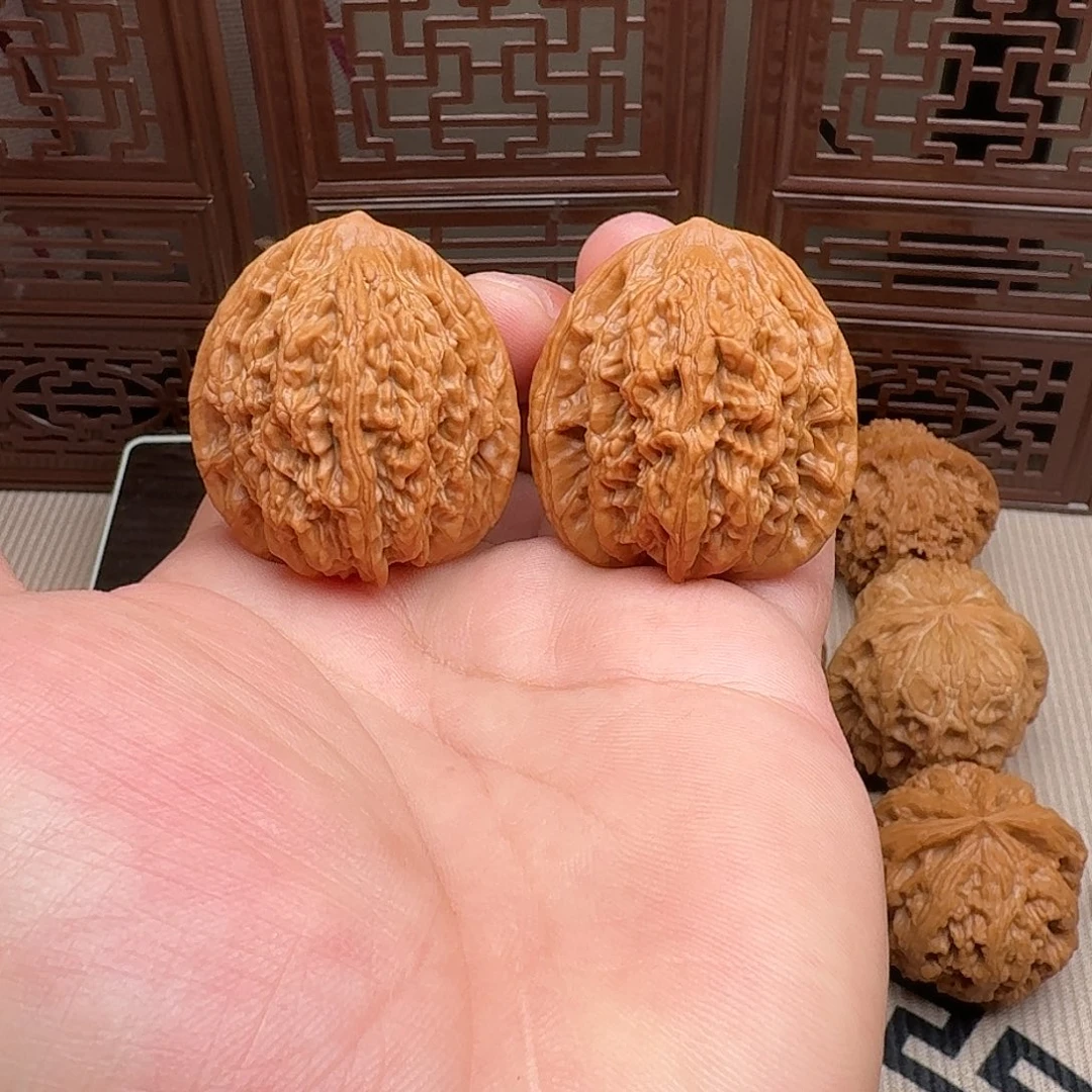 文玩核桃把件40尺全品麦穗虎头
