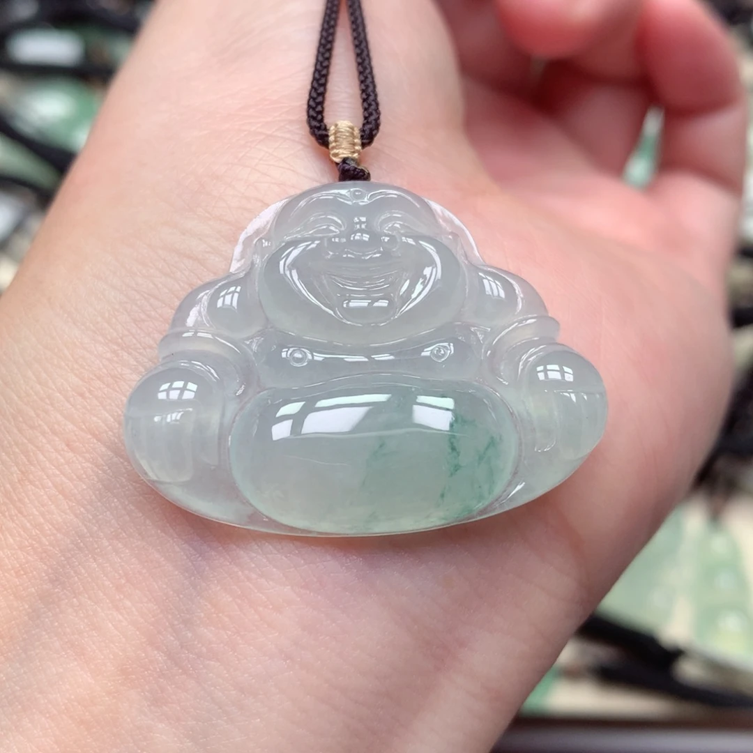 翡翠未镶嵌颈饰佛公