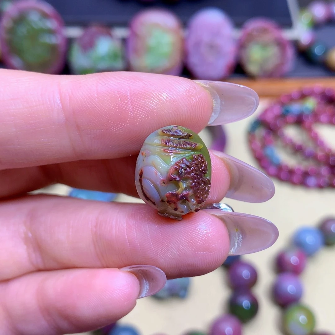 挂件玛瑙未镶嵌盐源