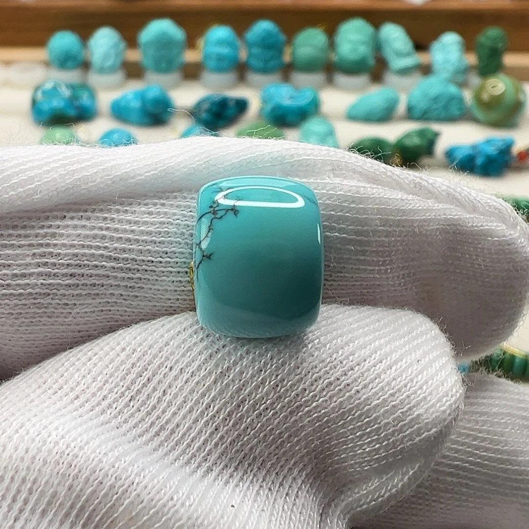 绿松石配饰未镶嵌