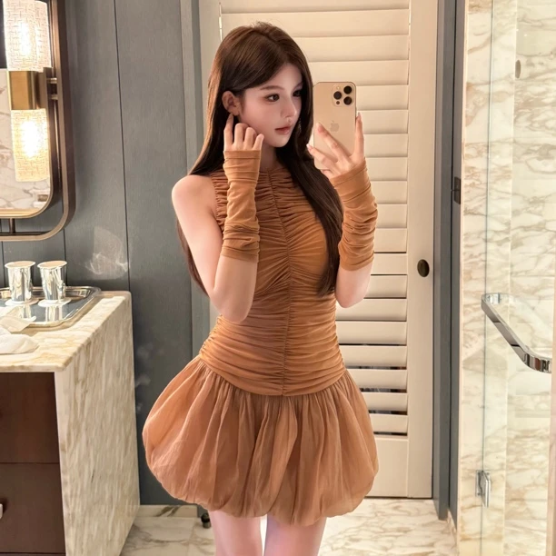 FAY【童话故事】显瘦棕色褶皱旅游法式无袖秋冬收腰蓬蓬裙连衣裙