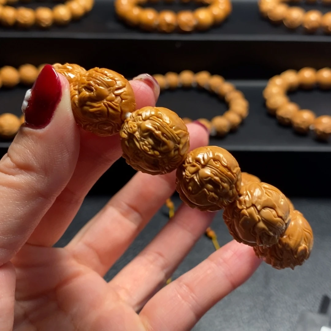 猴头核桃手串m****涛荷叶横财