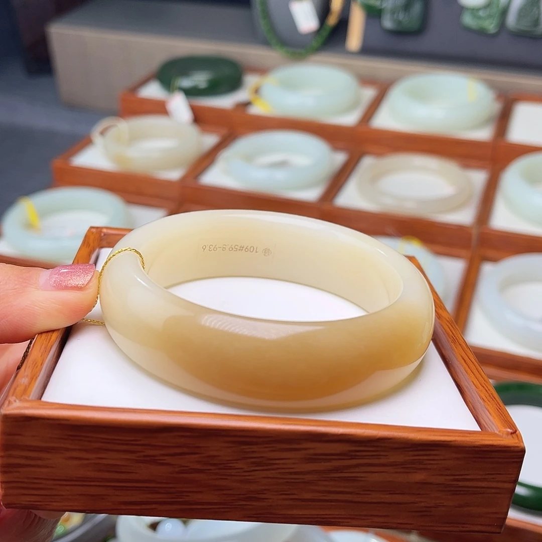 和田玉未镶嵌手镯59.8