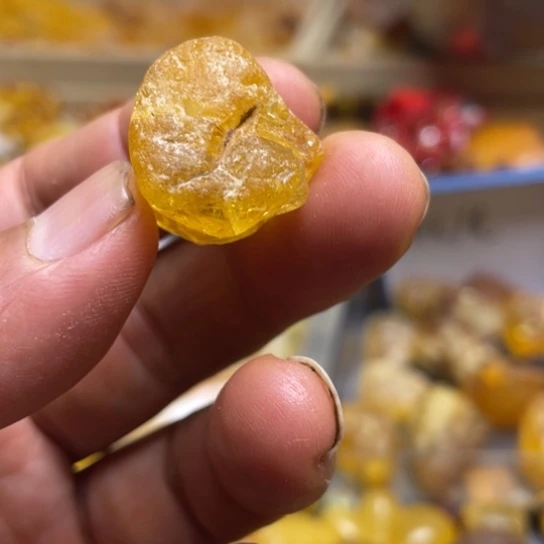 未镶嵌蜜蜡手串吊坠