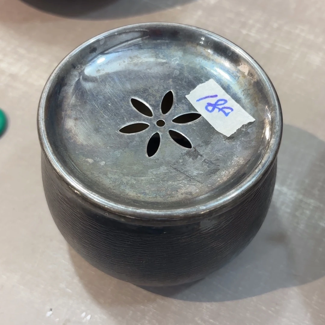 山***房非常喜欢这个瓷器