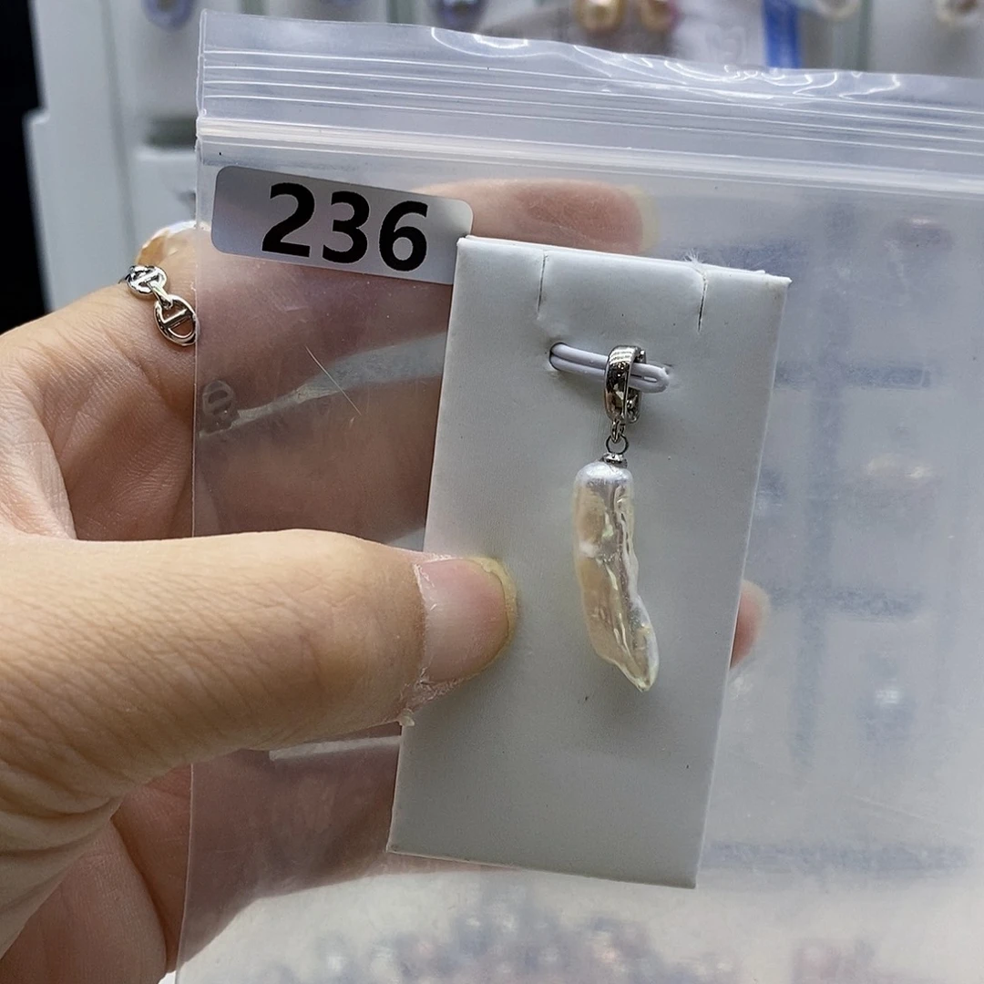 颈饰合金淡水珍珠