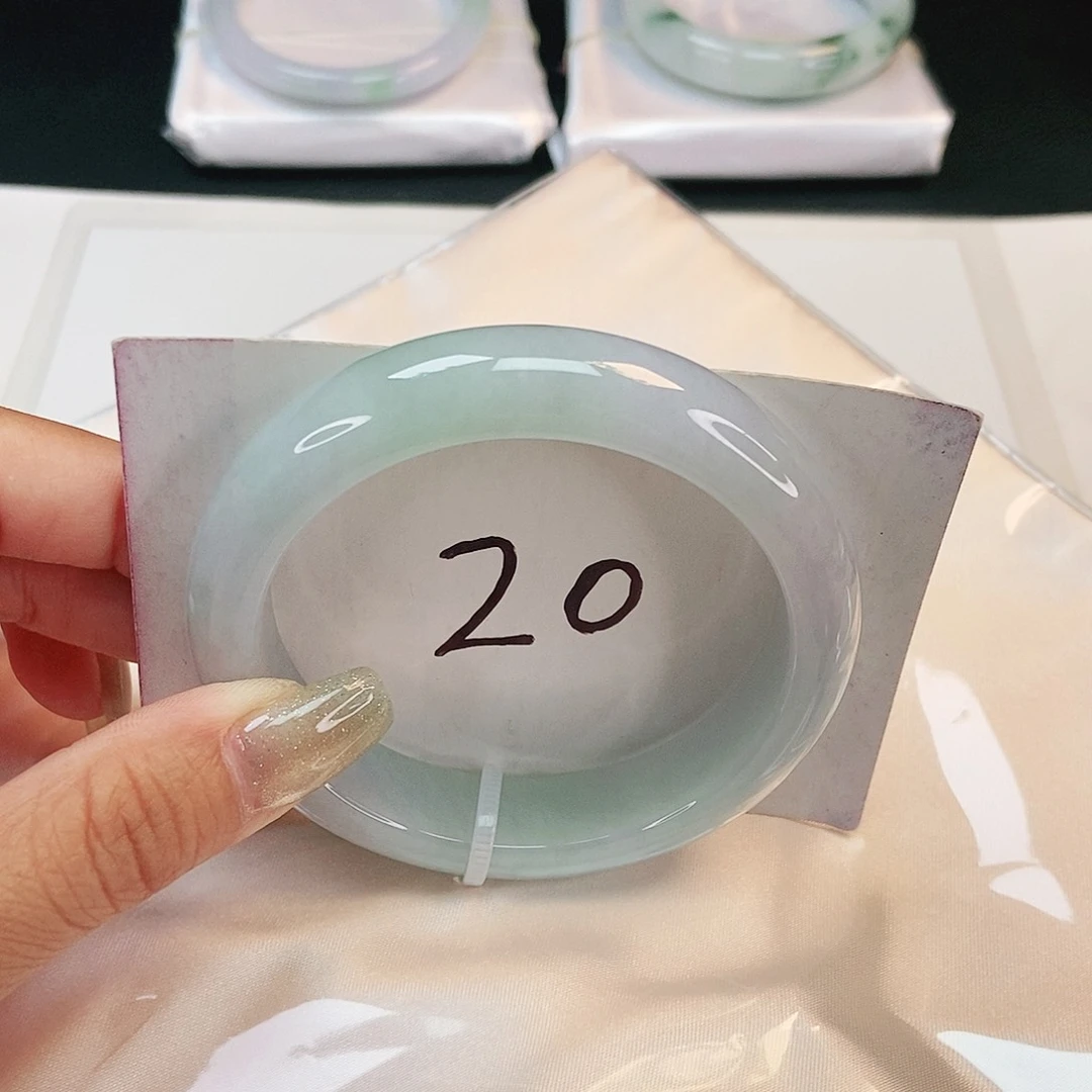 翡翠手镯未镶嵌晴**宝 正圈57+