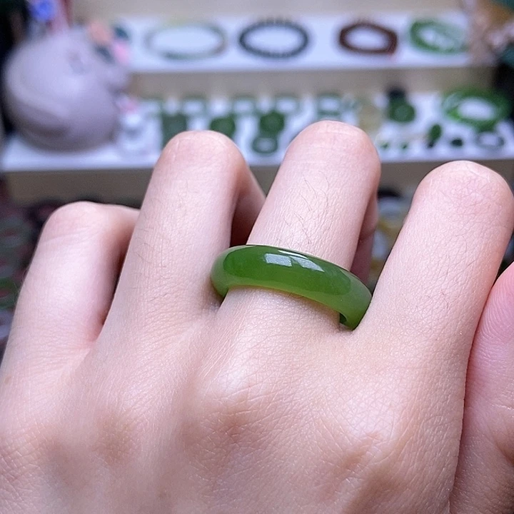 和田玉戒指未镶嵌17.9正阳绿