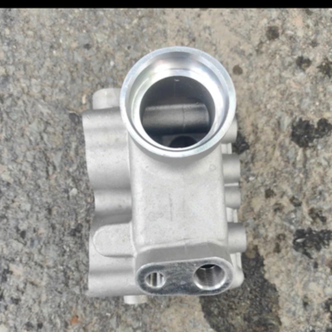 解放原厂节温器底座