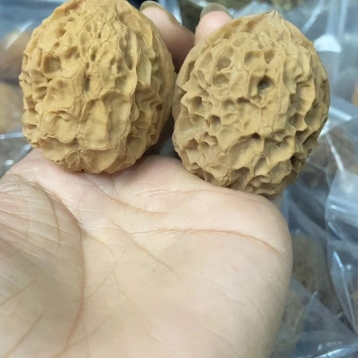 把件文玩核桃云南铁核桃基地84