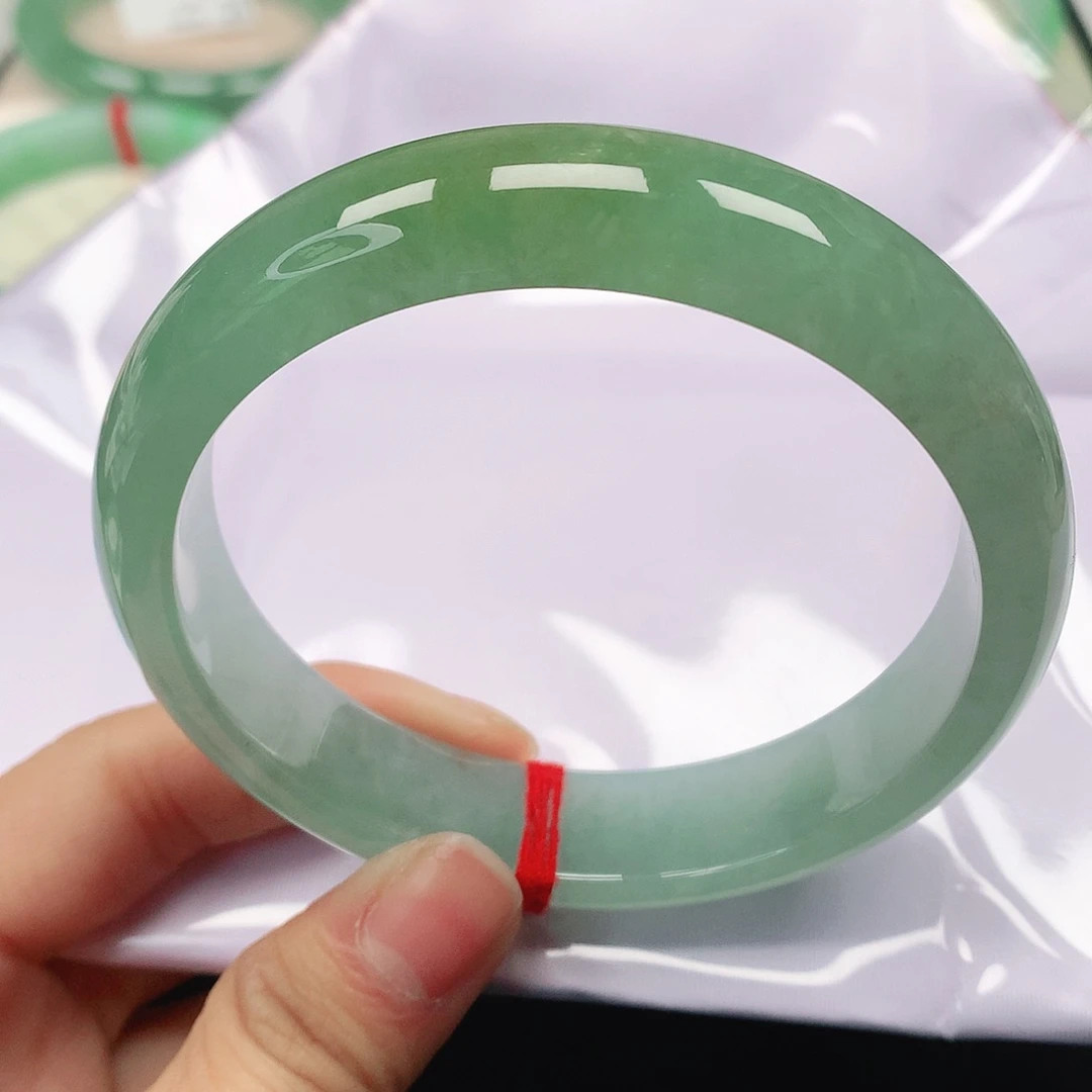 翡翠手镯未镶嵌天然翡翠手镯60