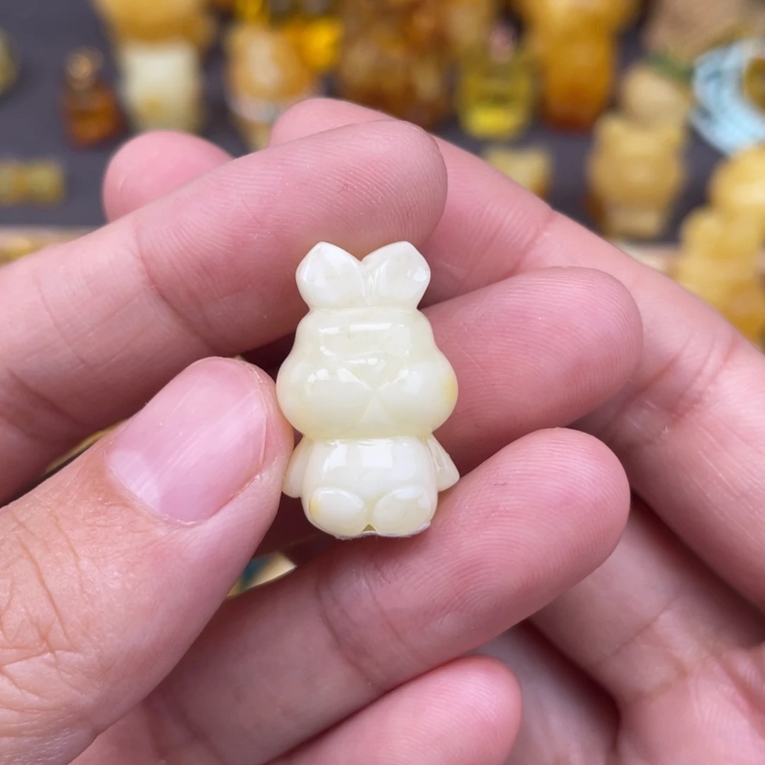 裸石琥珀未镶嵌蜜蜡