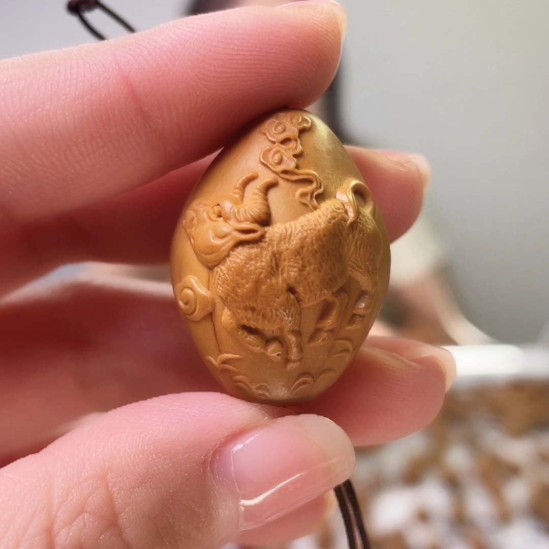 橄榄核吊坠橄榄核