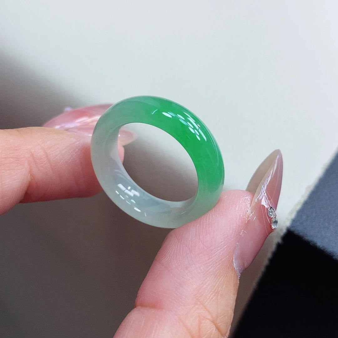 翡翠戒指未镶嵌18号