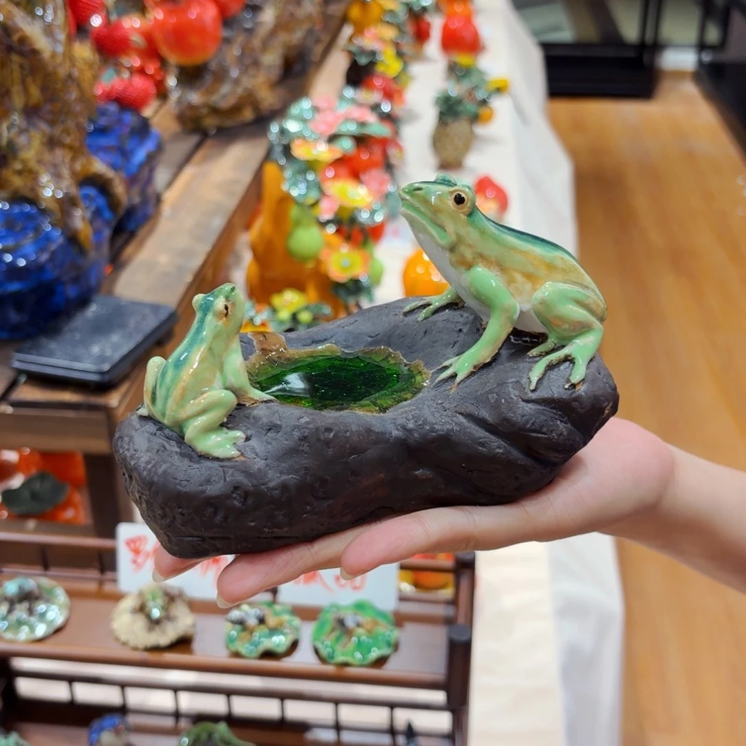 陶瓷双青蛙是个可爱鬼