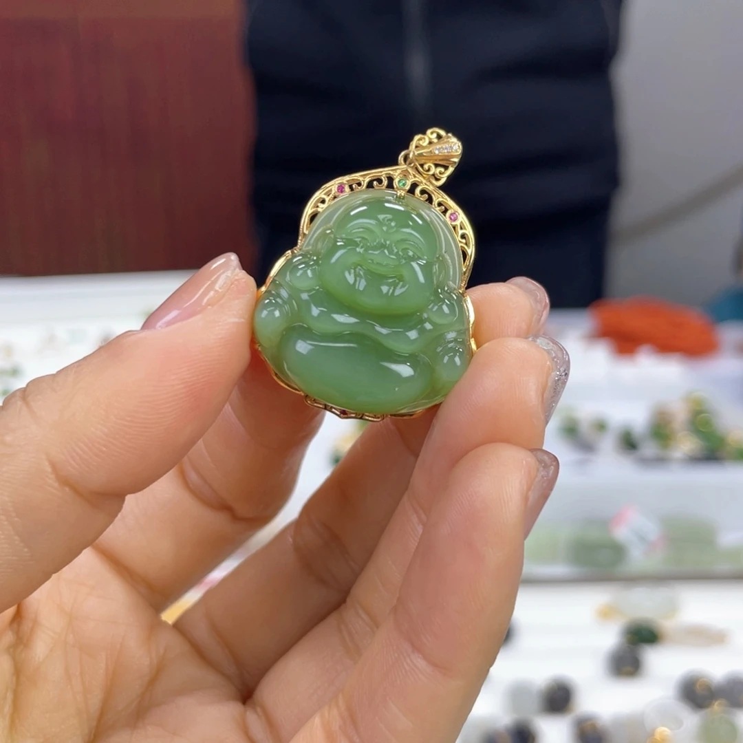 和田玉颈饰18K金镶嵌