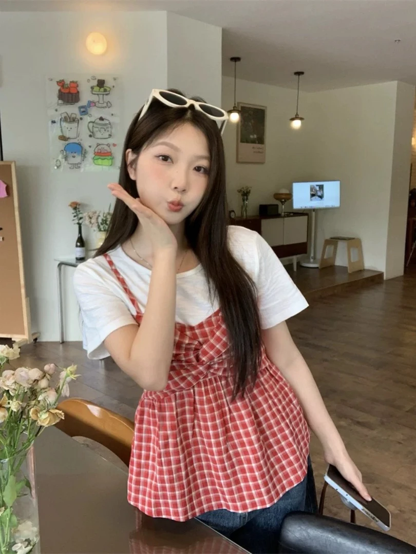 大码胖mm拼接设计感假两件短袖T恤夏季韩版显瘦绑带格子吊带潮流