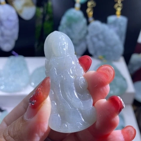 【闪购商品】颈饰未镶嵌翡翠观音