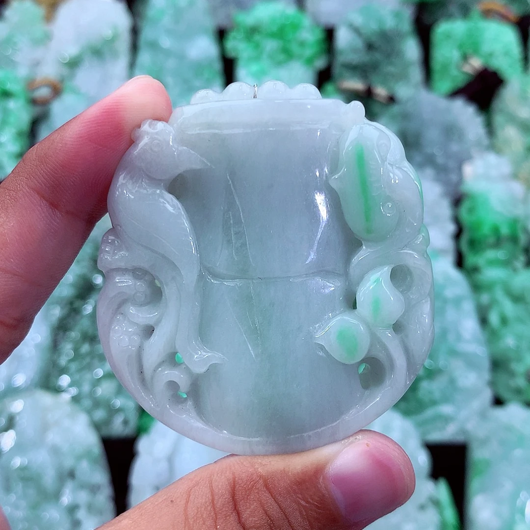 翡翠未镶嵌吊坠(不含链)