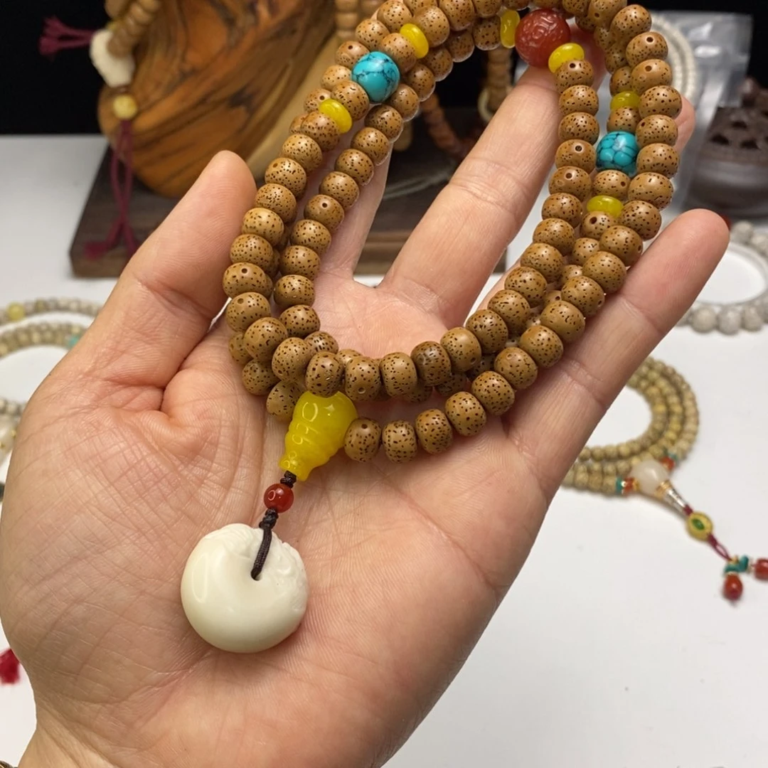 星月菩提吊坠悠***山菩提