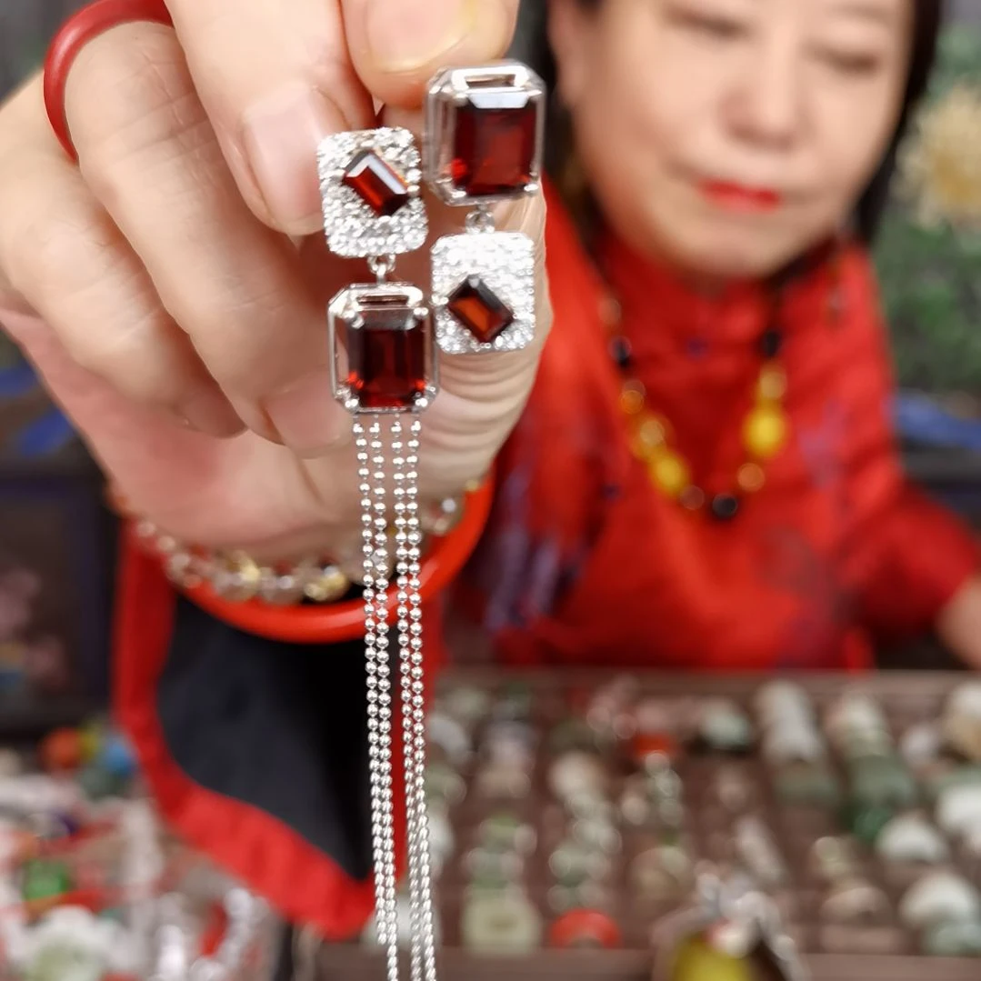 石榴石耳环银S925镶嵌