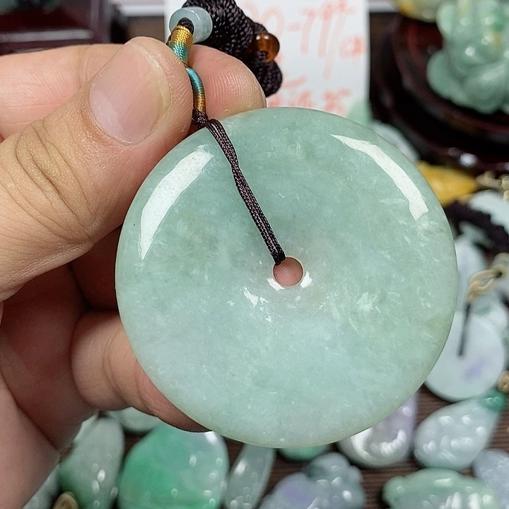 翡翠未镶嵌颈饰天然翡翠玉A货配证书
