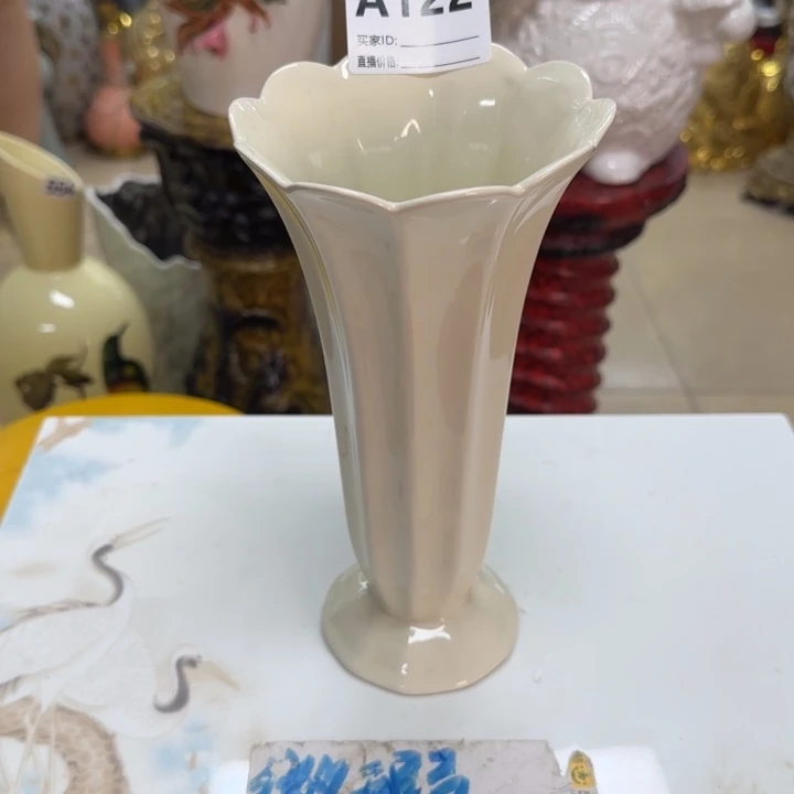 瓷片陶瓷花瓶陶瓷艺术