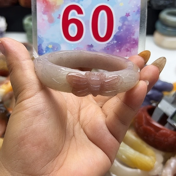 石英岩玉手镯未镶嵌