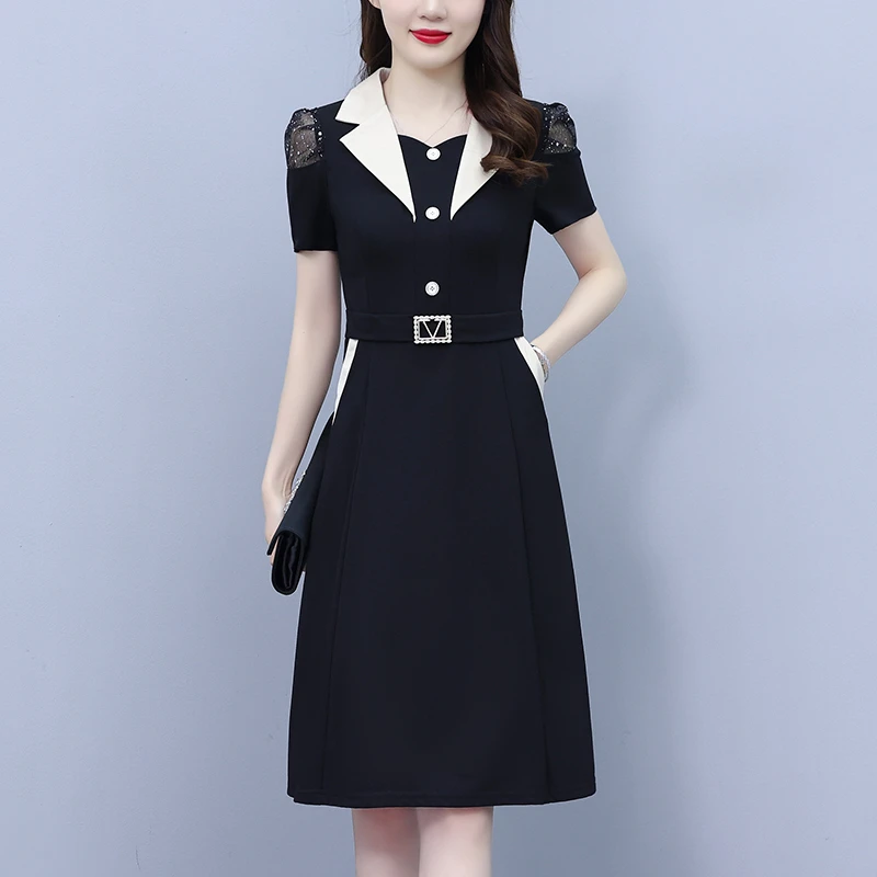 高端职业大码女装方领连衣裙黑色遮肚夏季新款气质减龄洋气小黑裙