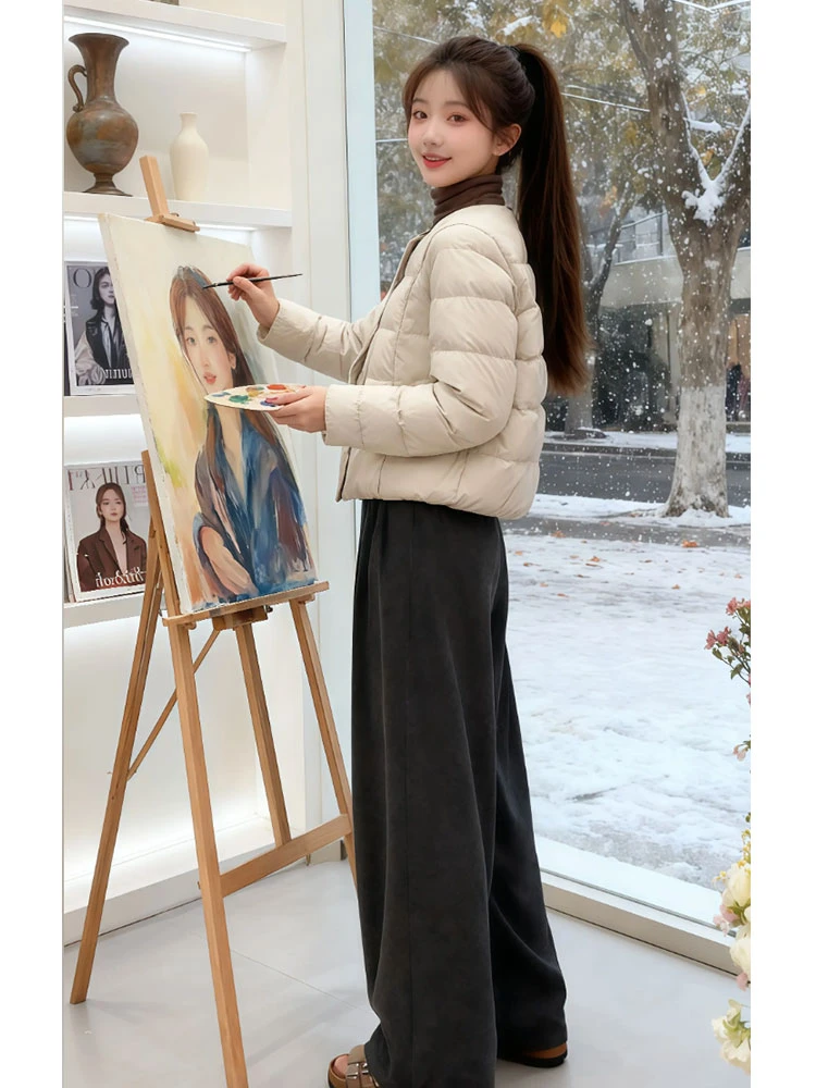 纯色简约风短款圆领羽绒棉服女士2025冬季新款单排扣保暖棉衣外套