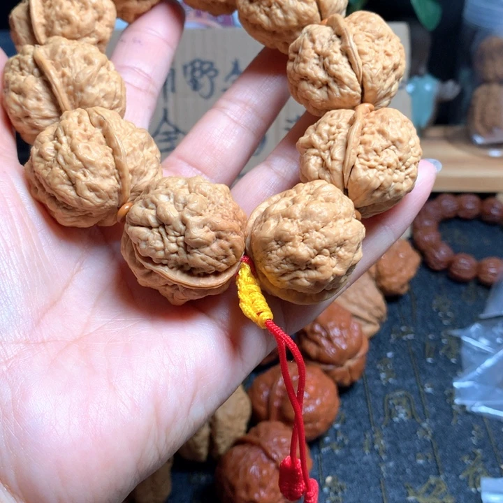 桃核把件大**利血舍利手持